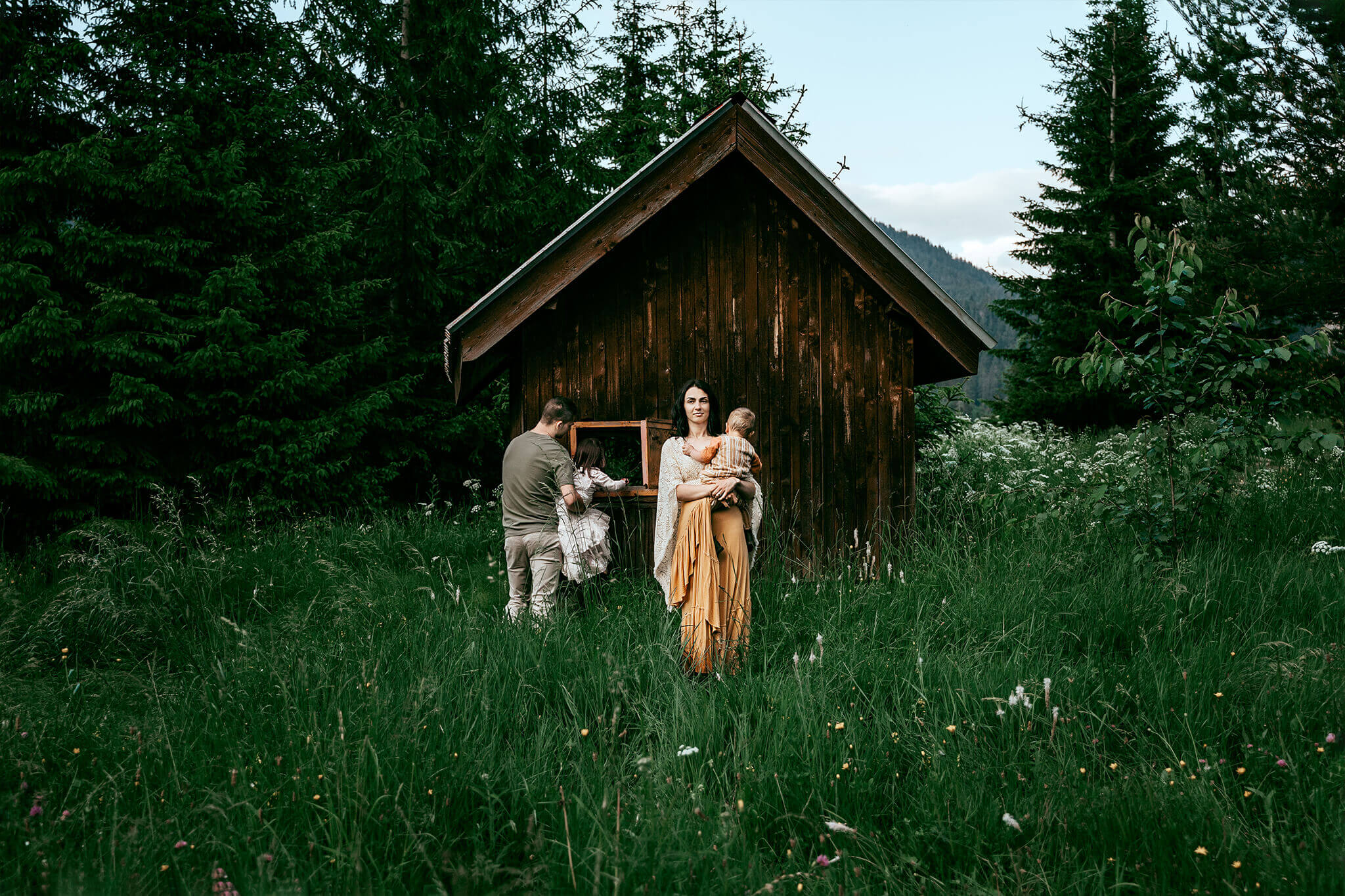 family photography of a woman and child